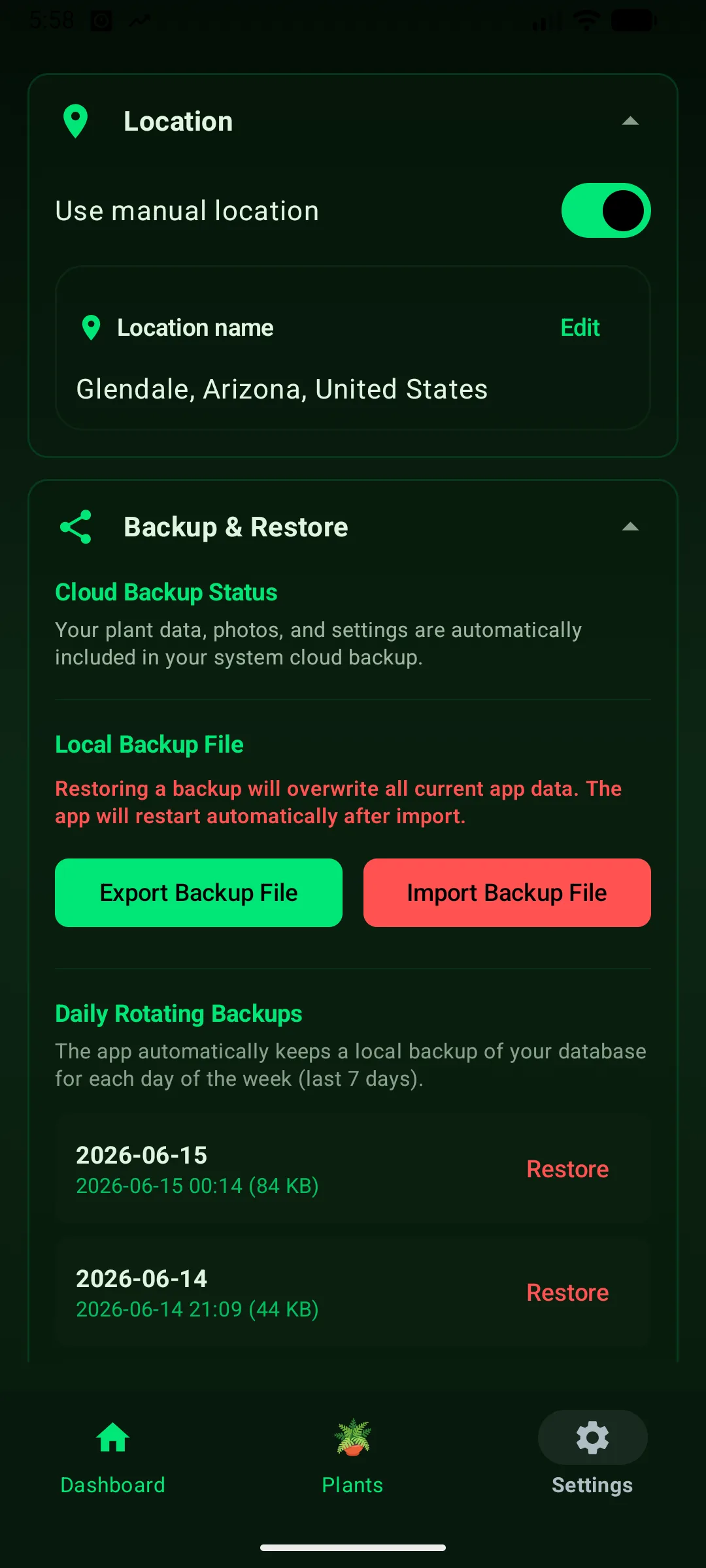 Backup and restore settings with cloud backup status, export or import a local backup file, and 7 days of daily rotating backups